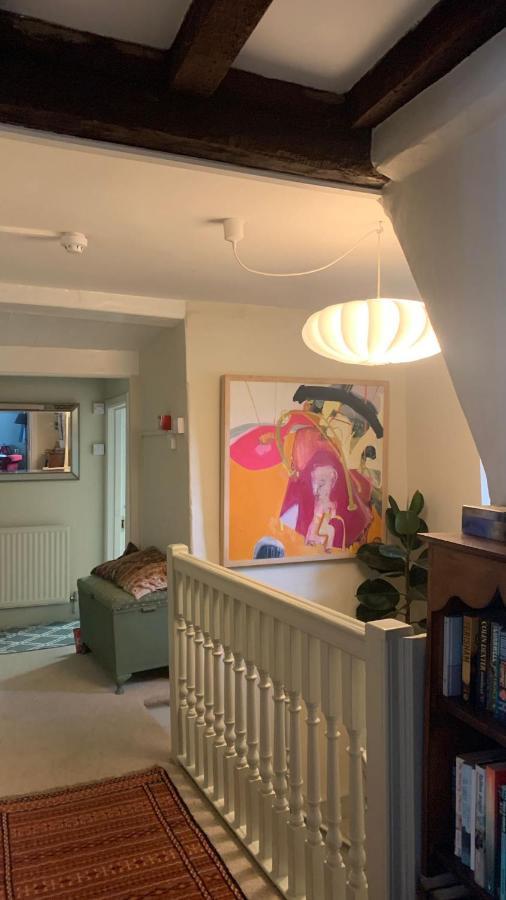 The Totnes Guest House. Upstairs At Zappa'S 外观 照片